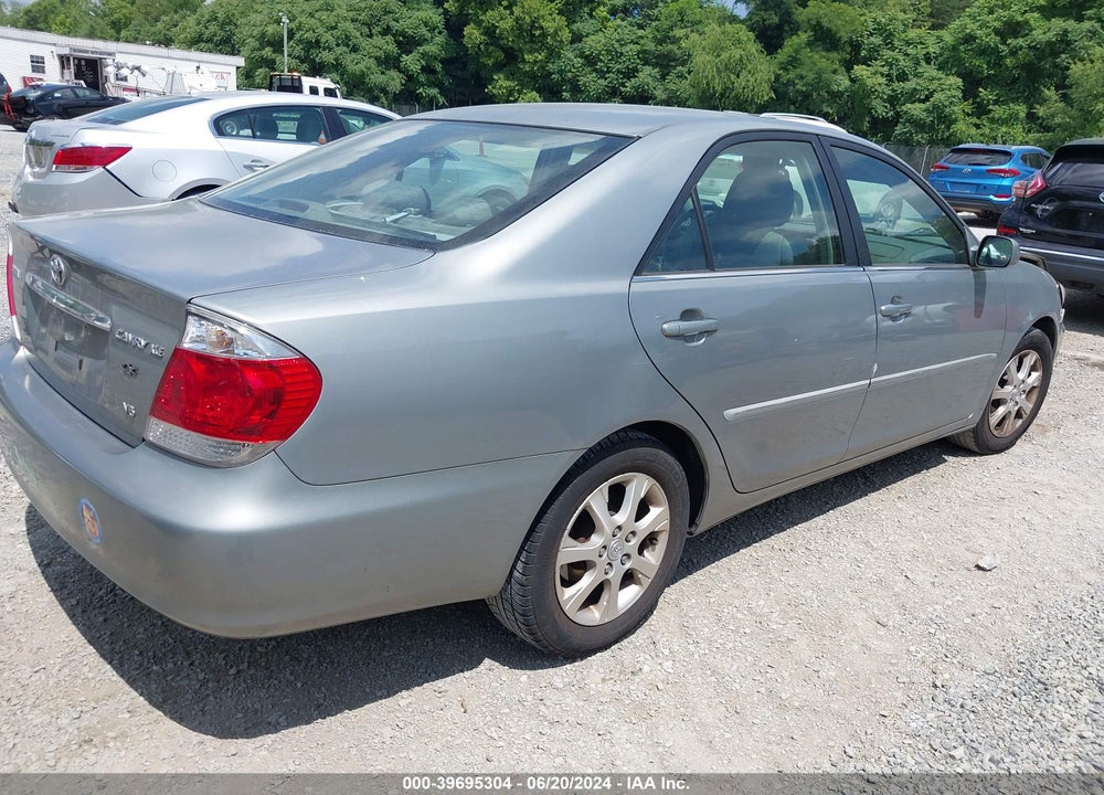 2005 TOYOTA CAMRY XLE V6 VIN: 4T1BF30K95U615667