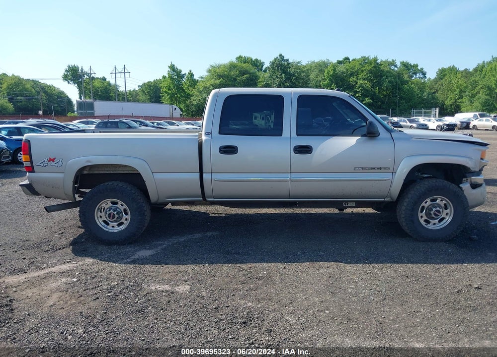2005 GMC SIERRA 2500HD SLT VIN: 1GTHK23U75F831670