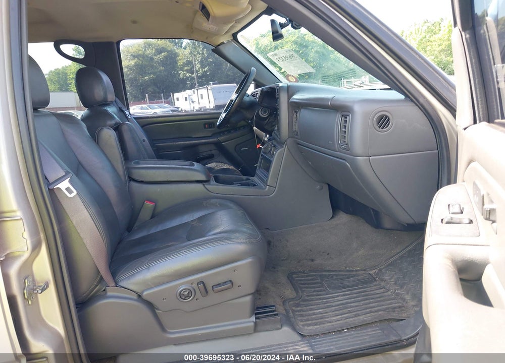 2005 GMC SIERRA 2500HD SLT VIN: 1GTHK23U75F831670