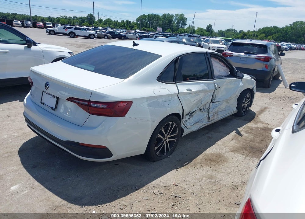 2024 VOLKSWAGEN JETTA 1.5T SPORT VIN: 3VWBM7BU6RM033064