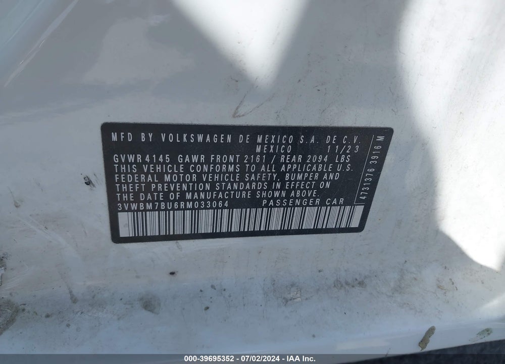 2024 VOLKSWAGEN JETTA 1.5T SPORT VIN: 3VWBM7BU6RM033064