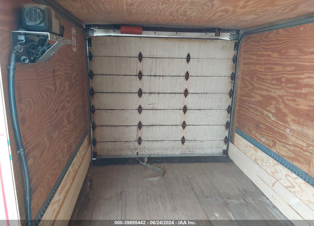 2011 ISUZU NPR HD DSL REG VIN: JALC4W161B7001092