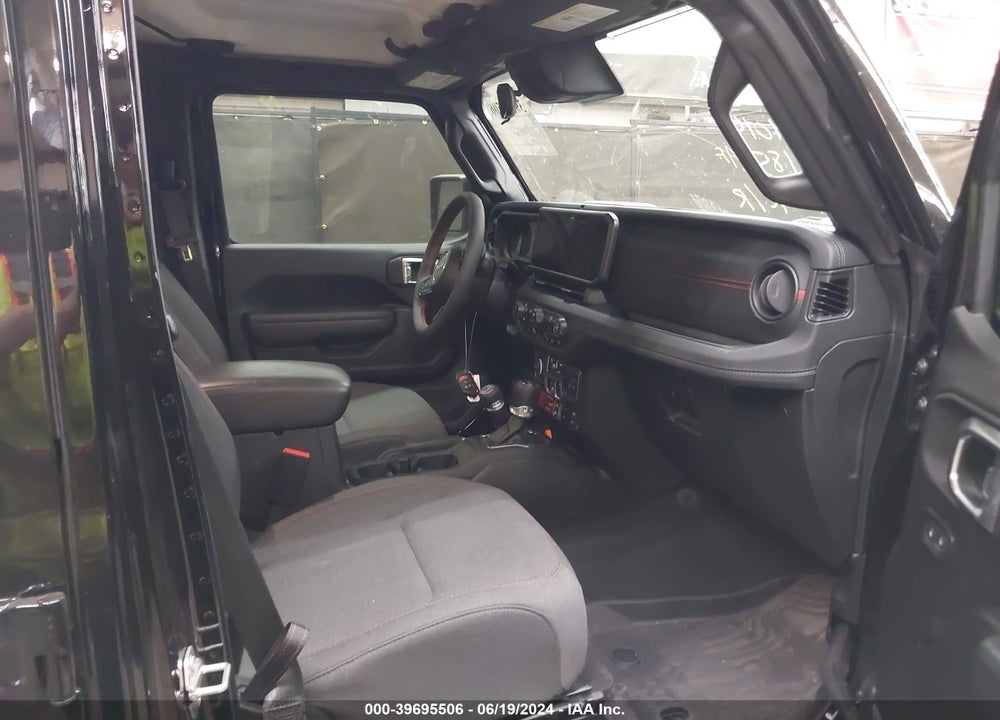2024 JEEP WRANGLER 4-DOOR RUBICON 4X4 VIN: 1C4PJXFG2RW152185