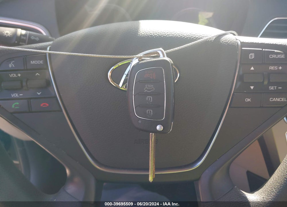 2017 HYUNDAI SONATA SE VIN: 5NPE24AF2HH593708