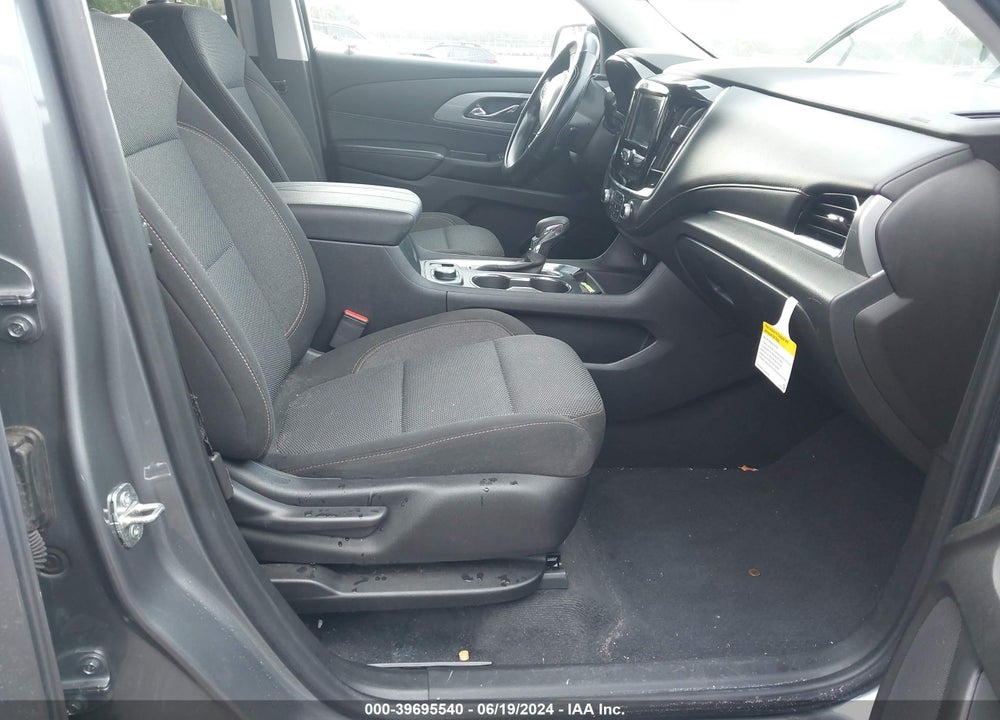 2021 CHEVROLET TRAVERSE FWD LS VIN: 1GNERFKW4MJ132380