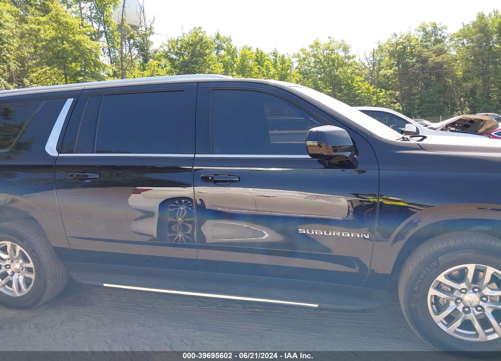 2022 CHEVROLET SUBURBAN 4WD LT VIN: 1GNSKCKDXNR252594
