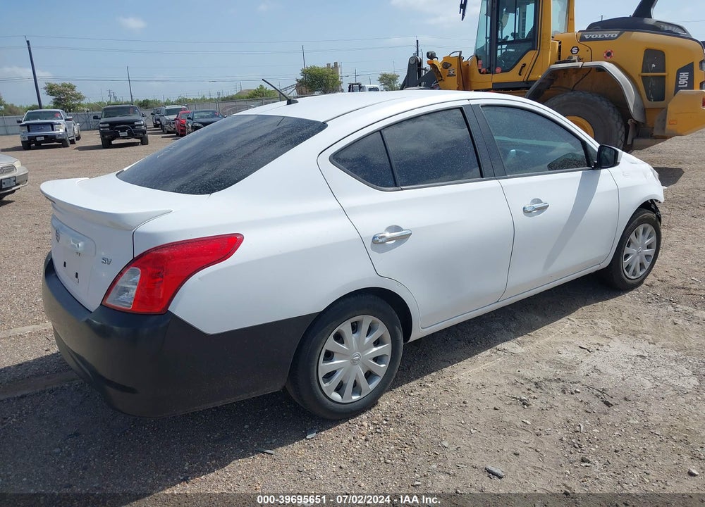 2018 NISSAN VERSA 1.6 SV VIN: 3N1CN7AP5JL870904