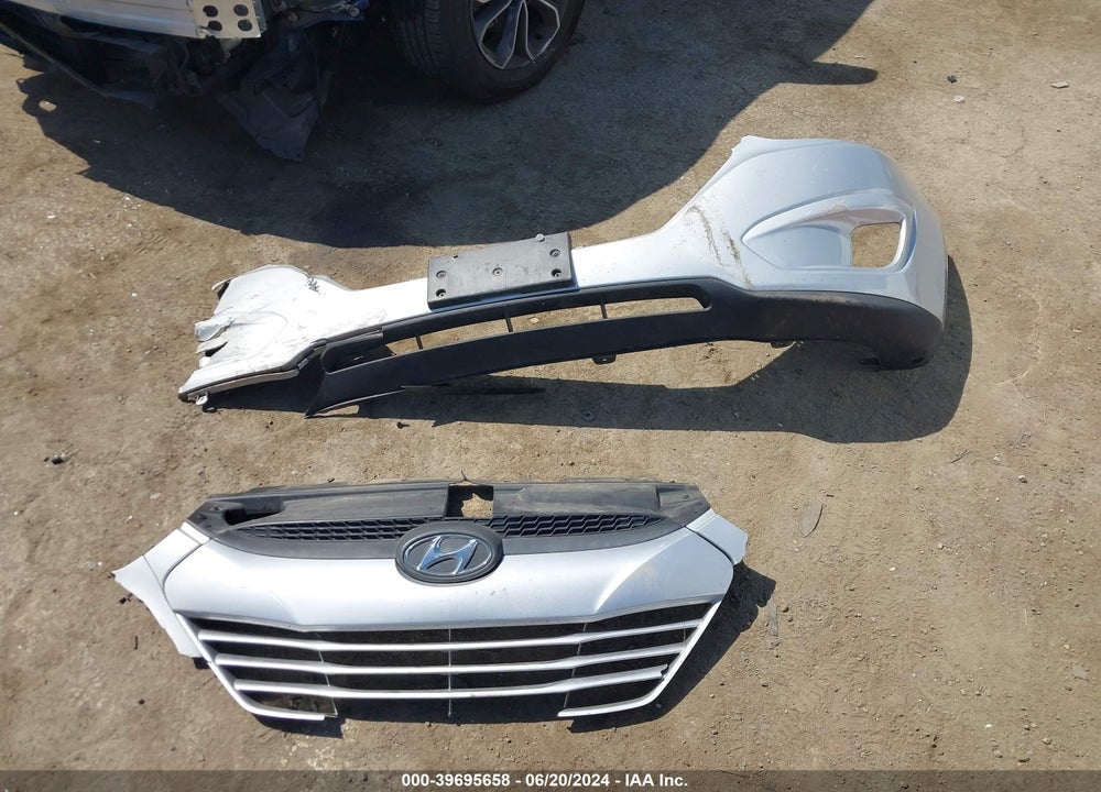 2013 HYUNDAI TUCSON GLS VIN: KM8JUCAC5DU738311