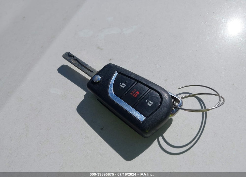 2019 TOYOTA RAV4 LE VIN: JTMG1RFV8KJ010601