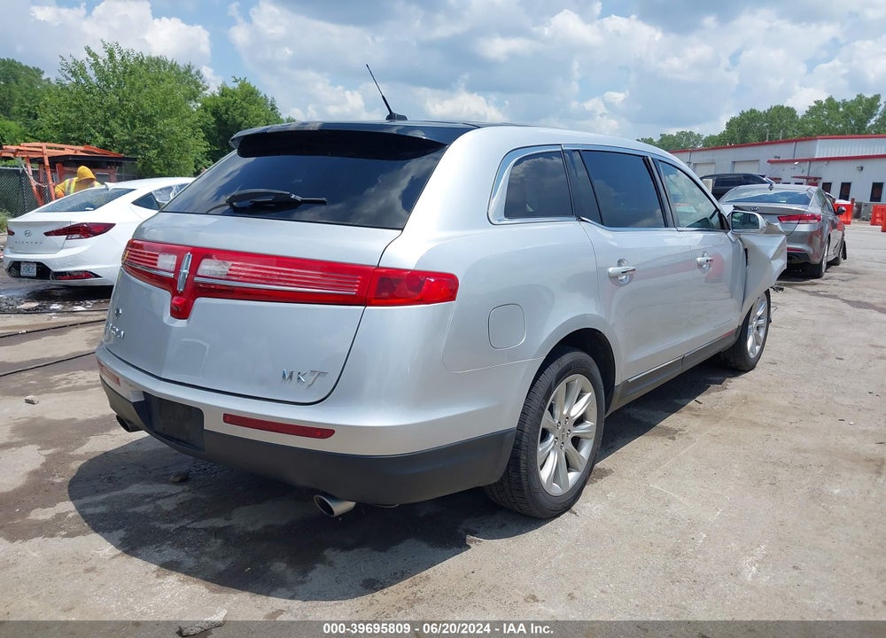 2017 LINCOLN MKT VIN: 2LMHJ5FK6HBL00660