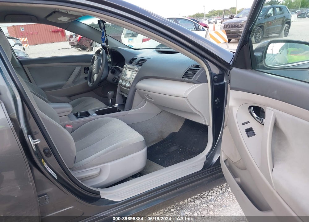 2009 TOYOTA CAMRY LE VIN: 4T4BE46K69R062648