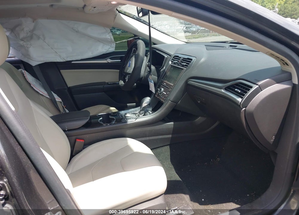 2016 FORD FUSION ENERGI TITANIUM VIN: 3FA6P0SU1GR184130