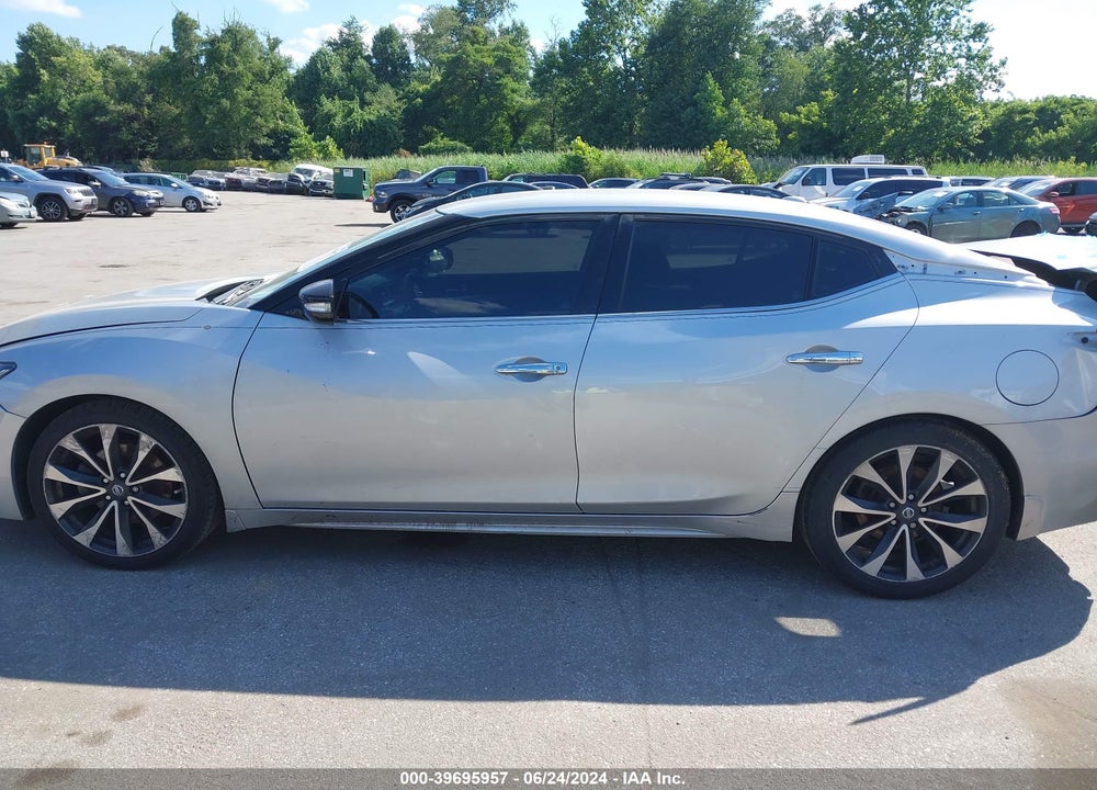 2017 NISSAN MAXIMA VIN: 1N4AA6AP0HC427596
