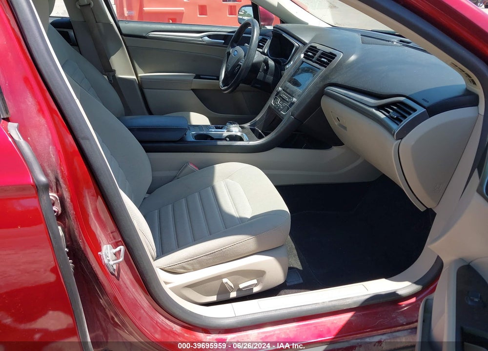 2017 FORD FUSION SE VIN: 3FA6P0H75HR407448