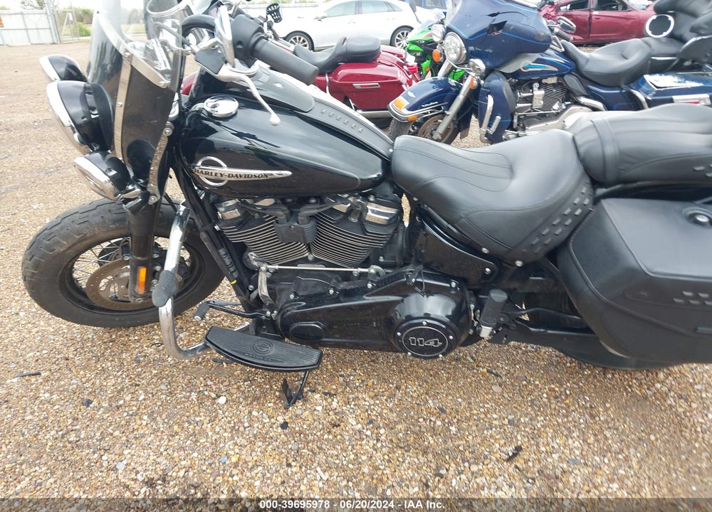 2020 HARLEY-DAVIDSON FLHCS VIN: 1HD1YBK15LB074911