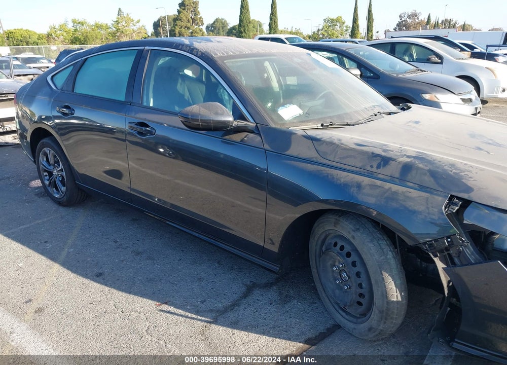 2024 HONDA ACCORD HYBRID EX-L VIN: 1HGCY2F65RA060037