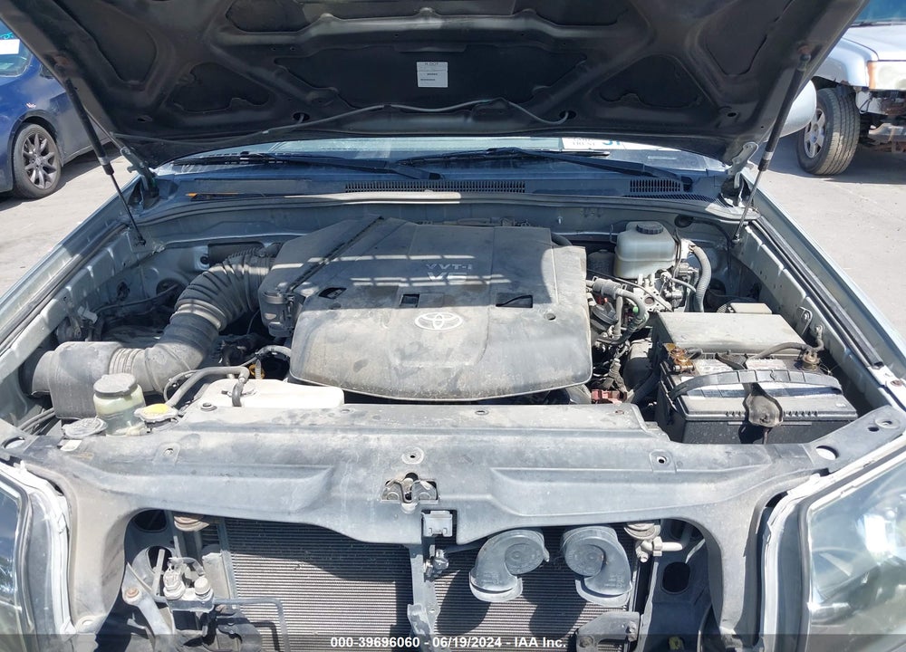 2005 TOYOTA 4RUNNER LIMITED V6 VIN: JTEBU17R558036732