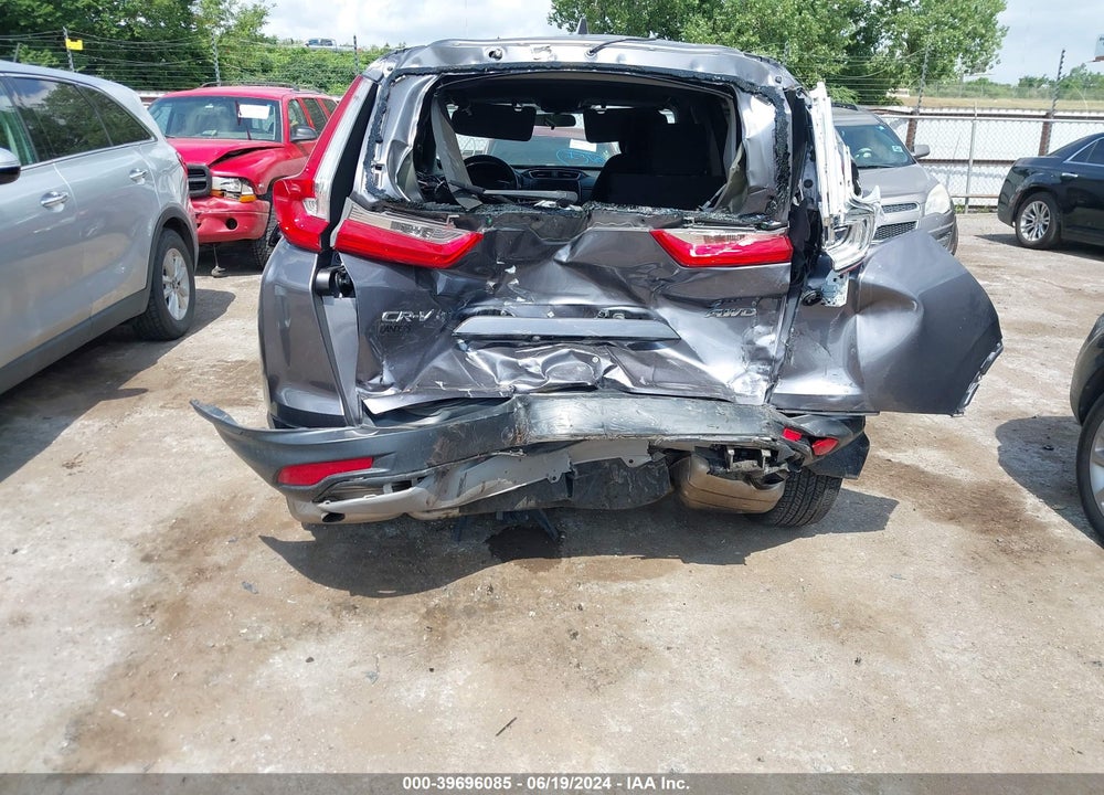 2018 HONDA CR-V EX VIN: 7FARW2H58JE039394