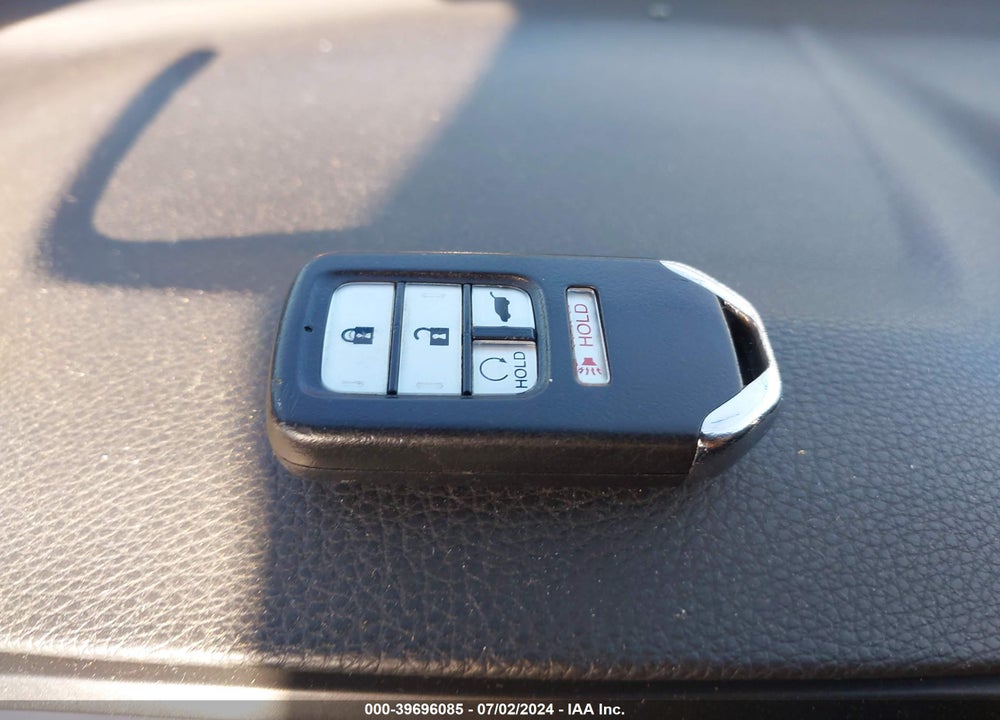 2018 HONDA CR-V EX VIN: 7FARW2H58JE039394