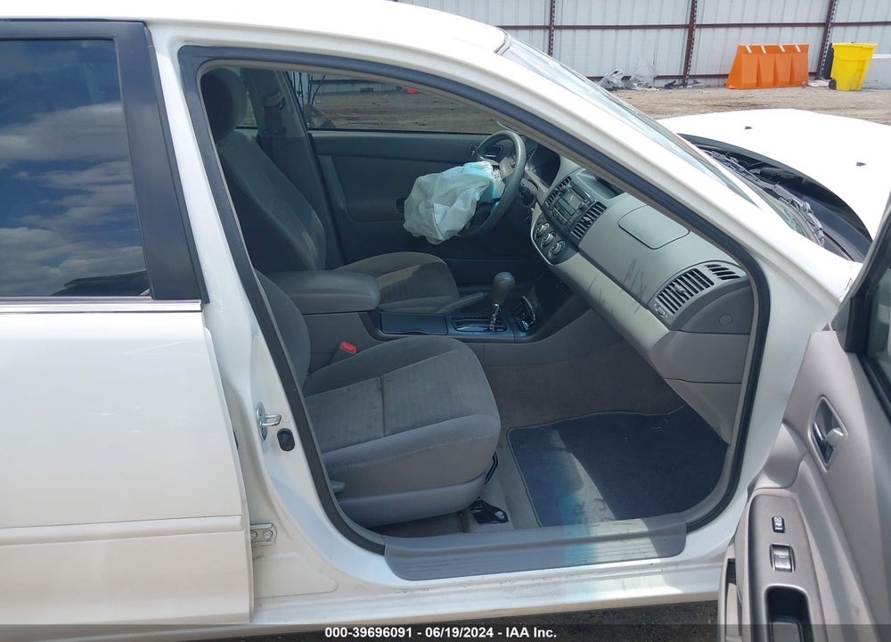 2005 TOYOTA CAMRY LE VIN: 4T1BE32K35U009698