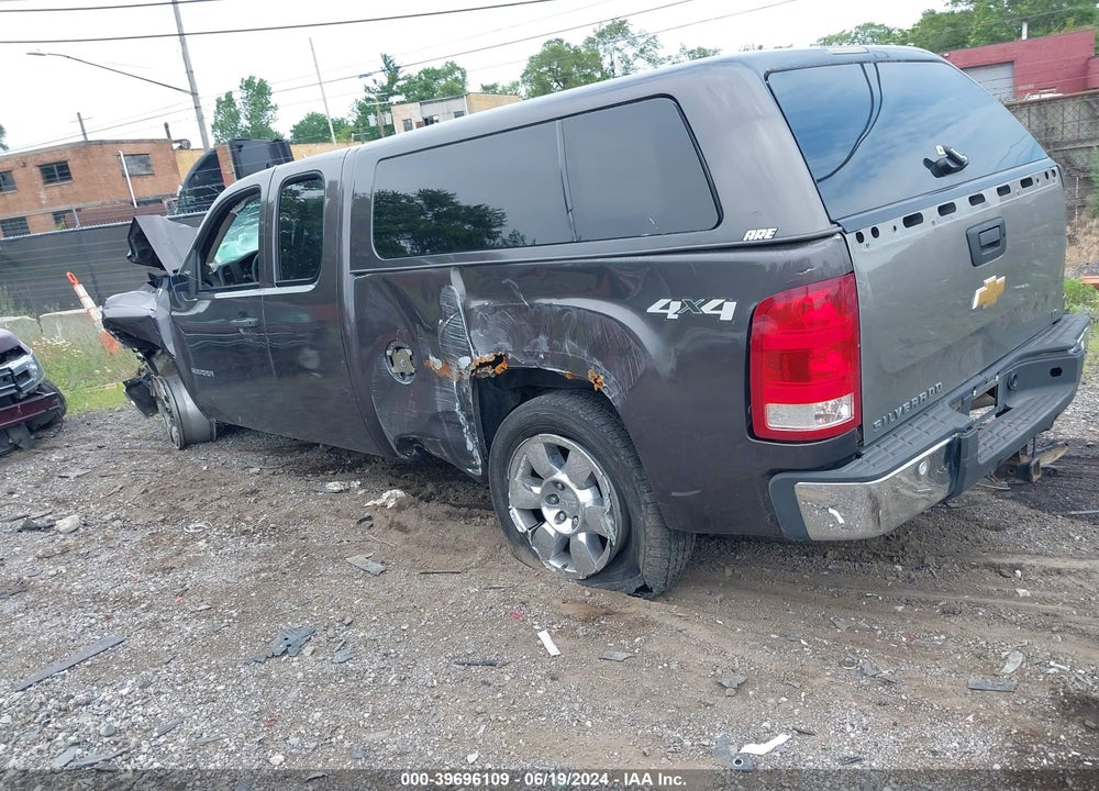 2011 GMC SIERRA 1500 SLE VIN: 1GTR2VE38BZ247511