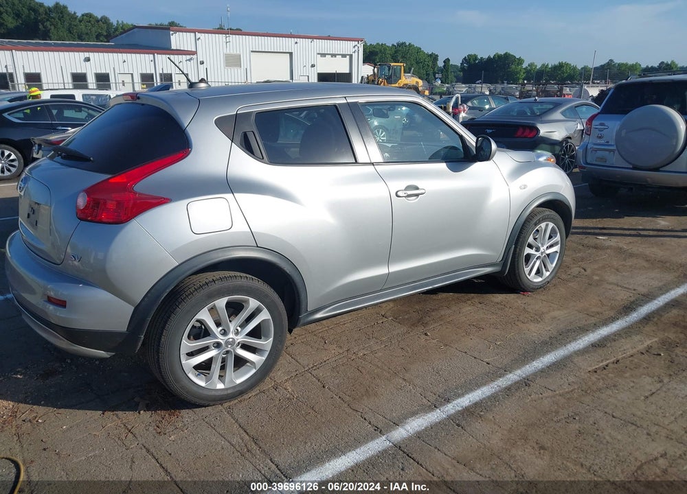 2011 NISSAN JUKE SV VIN: JN8AF5MR6BT013527
