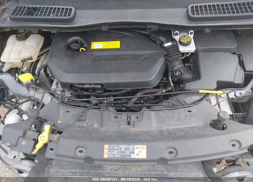 2015 FORD ESCAPE SE VIN: 1FMCU9GX8FUB77207