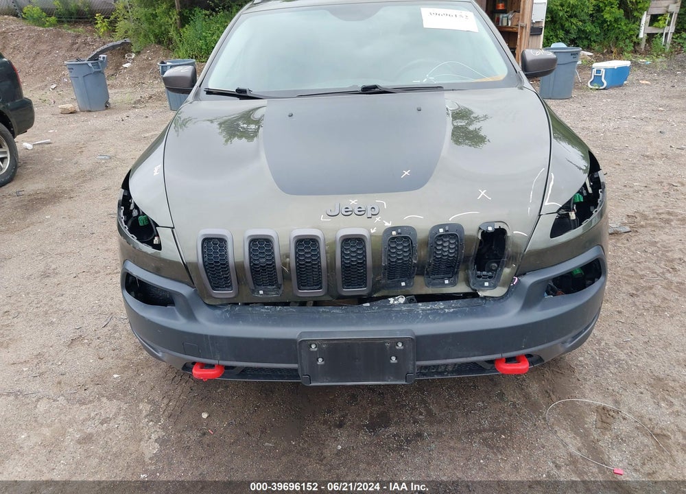 2016 JEEP CHEROKEE TRAILHAWK VIN: 1C4PJMBSXGW131073