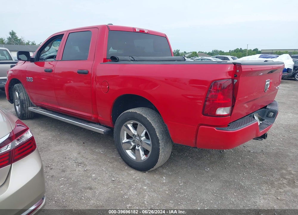 2015 RAM 1500 EXPRESS VIN: 1C6RR7KG8FS718206