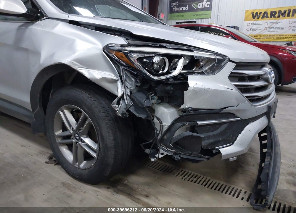 2018 HYUNDAI SANTA FE SPORT 2.4L VIN: 5XYZTDLB4JG552731