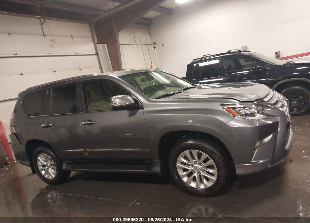 2017 LEXUS 460 VIN: JTJBM7FX1H5150138