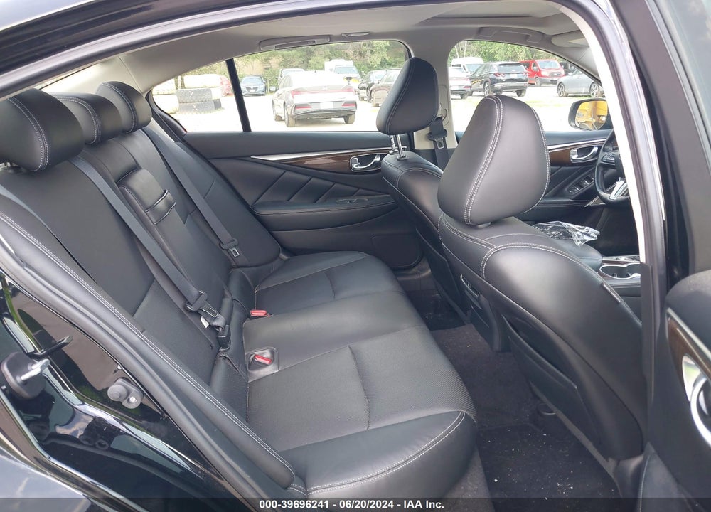 2018 INFINITI Q50 3.0T LUXE VIN: JN1EV7AR0JM440990