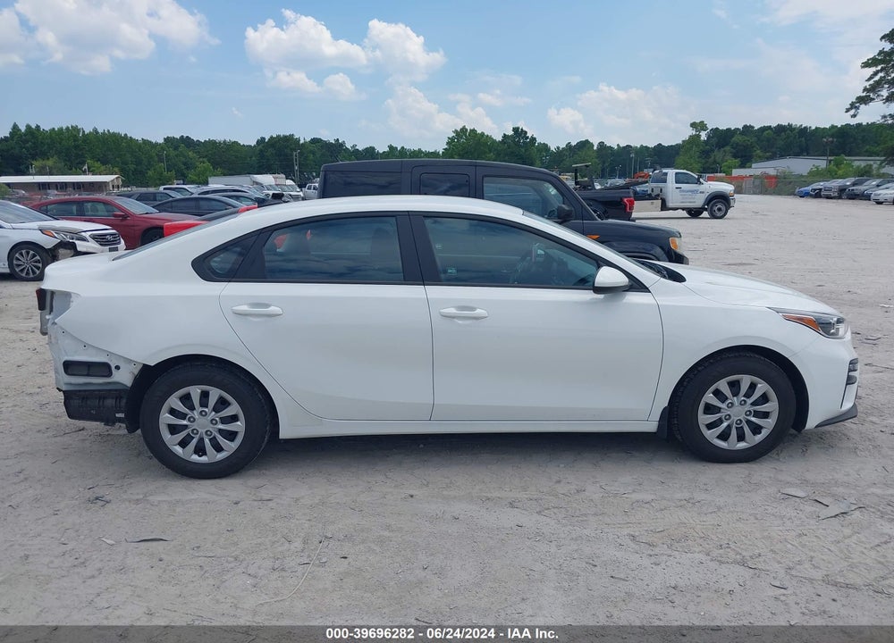 2021 KIA FORTE FE VIN: 3KPF24AD1ME401132