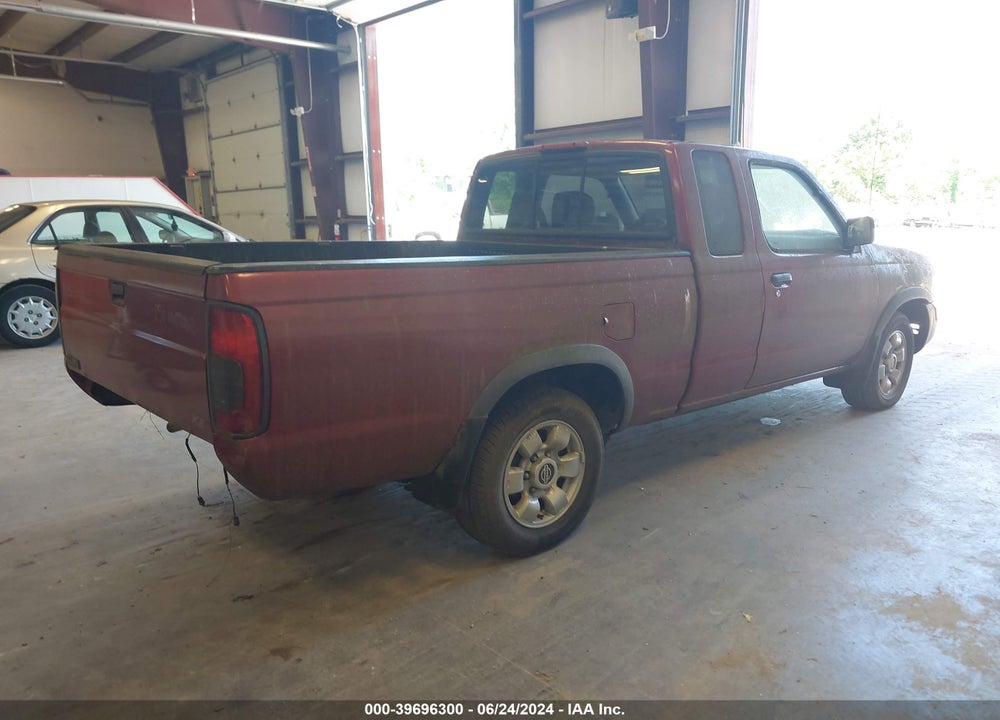 2000 NISSAN FRONTIER XE VIN: 1N6DD26S9YC370753