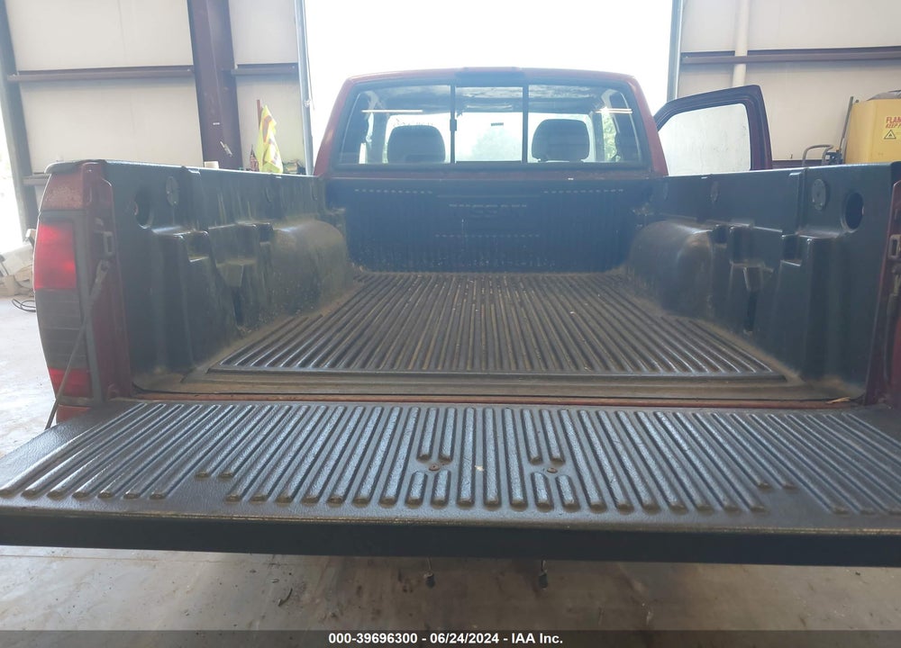 2000 NISSAN FRONTIER XE VIN: 1N6DD26S9YC370753