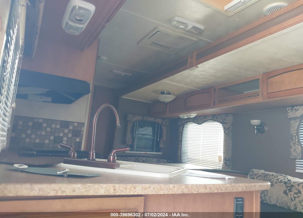 2012 PALOMINO 5TH WHEEL VIN: 4X4TPUD28CP036052