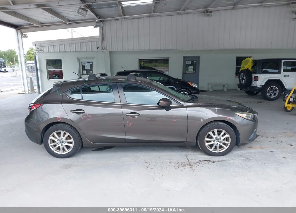 2014 MAZDA 3 I TOURING VIN: JM1BM1L78E1100831