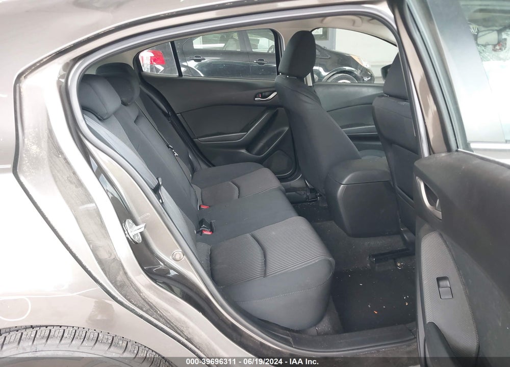 2014 MAZDA 3 I TOURING VIN: JM1BM1L78E1100831