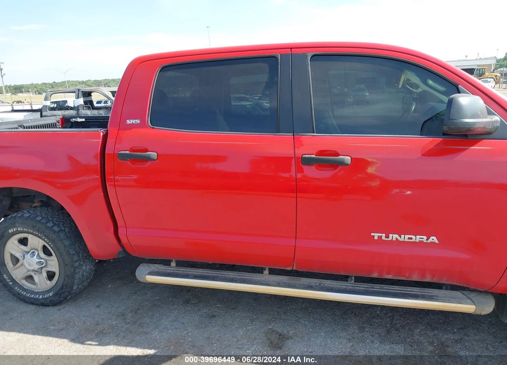 2008 TOYOTA TUNDRA SR5 5.7L V8 VIN: 5TFDV54168X037737