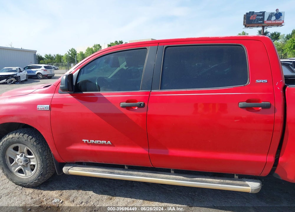 2008 TOYOTA TUNDRA SR5 5.7L V8 VIN: 5TFDV54168X037737