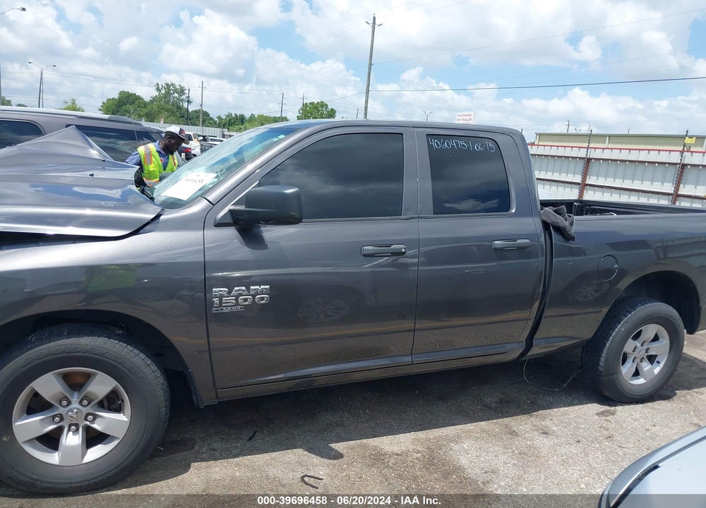 2019 RAM 1500 CLASSIC TRADESMAN QUAD CAB 4X2 6'4 BOX VIN: 1C6RR6FG2KS686089