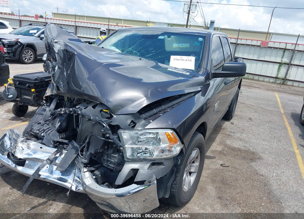 2019 RAM 1500 CLASSIC TRADESMAN QUAD CAB 4X2 6'4 BOX VIN: 1C6RR6FG2KS686089