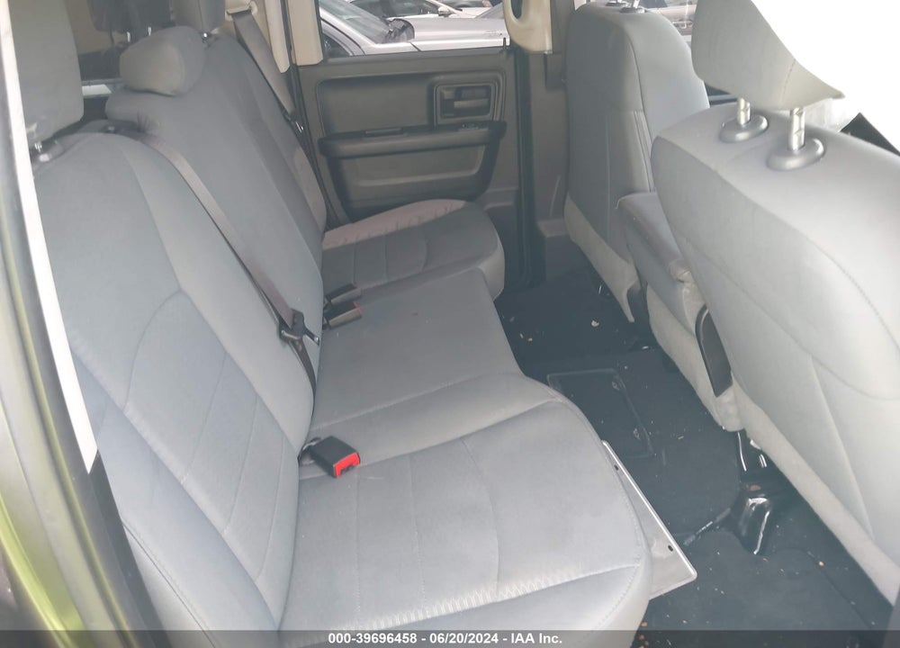 2019 RAM 1500 CLASSIC TRADESMAN QUAD CAB 4X2 6'4 BOX VIN: 1C6RR6FG2KS686089