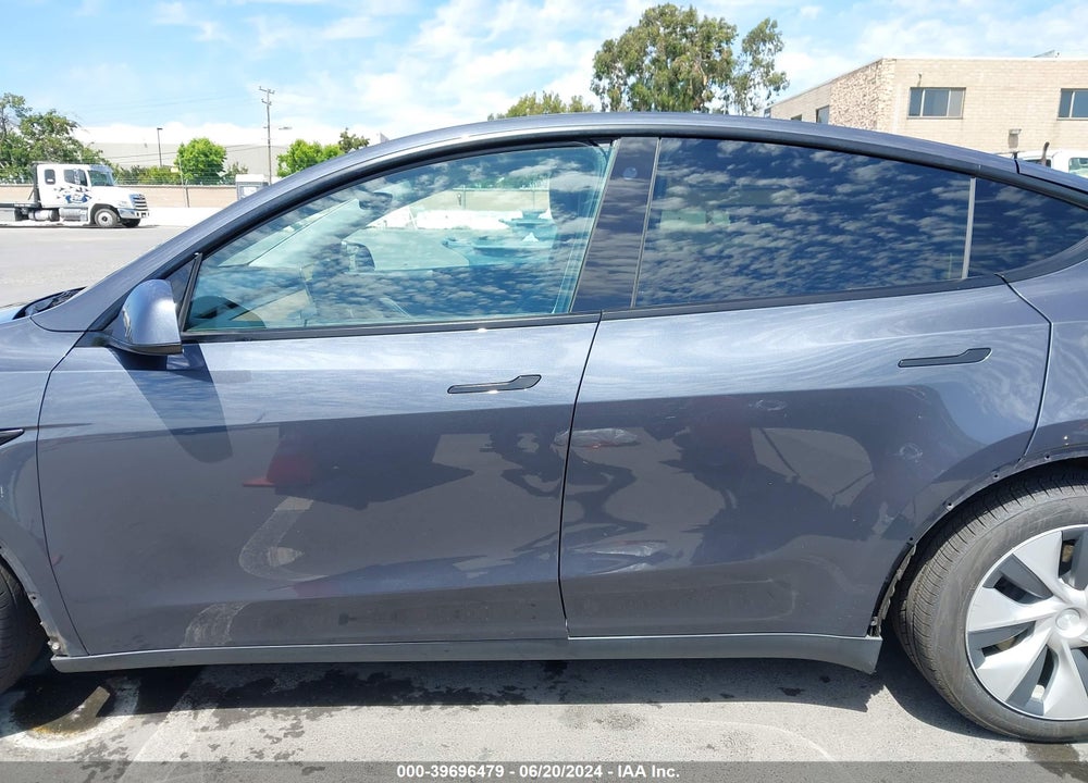 2021 TESLA MODEL Y LONG RANGE DUAL MOTOR ALL-WHEEL DRIVE VIN: 5YJYGDEE3MF093839