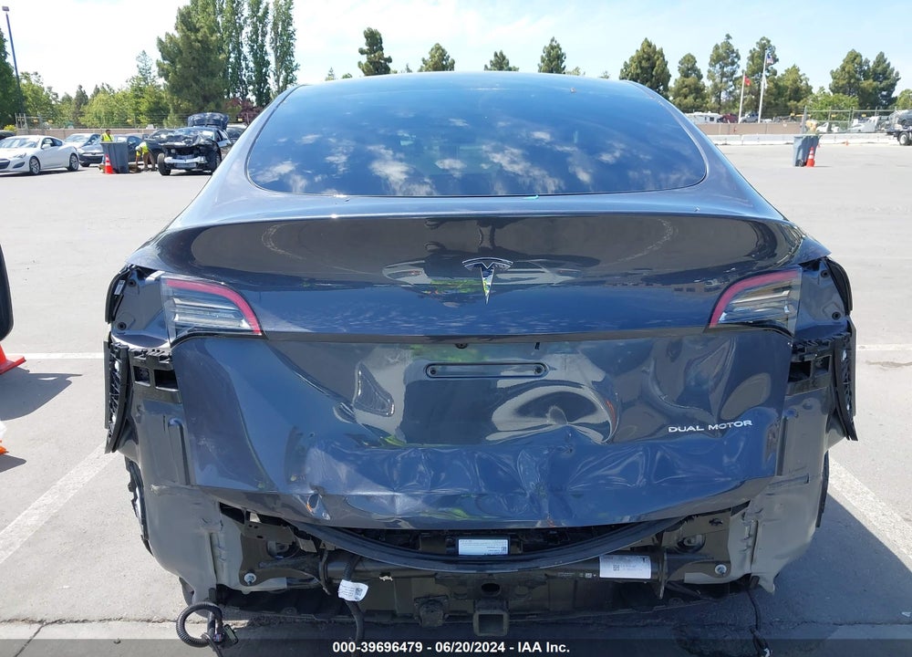 2021 TESLA MODEL Y LONG RANGE DUAL MOTOR ALL-WHEEL DRIVE VIN: 5YJYGDEE3MF093839