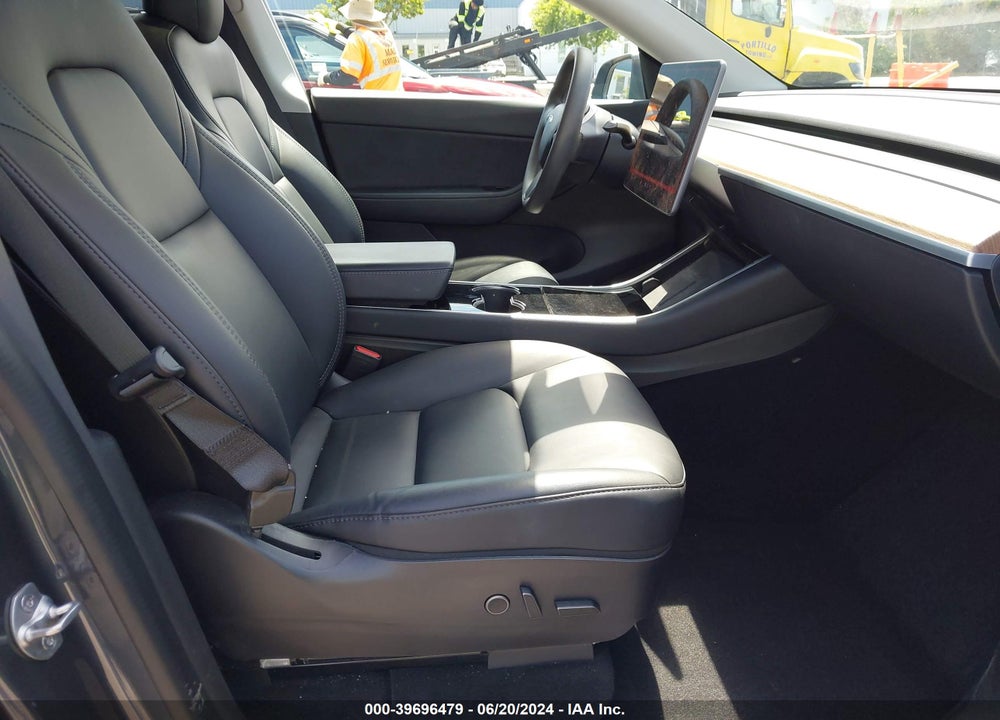 2021 TESLA MODEL Y LONG RANGE DUAL MOTOR ALL-WHEEL DRIVE VIN: 5YJYGDEE3MF093839