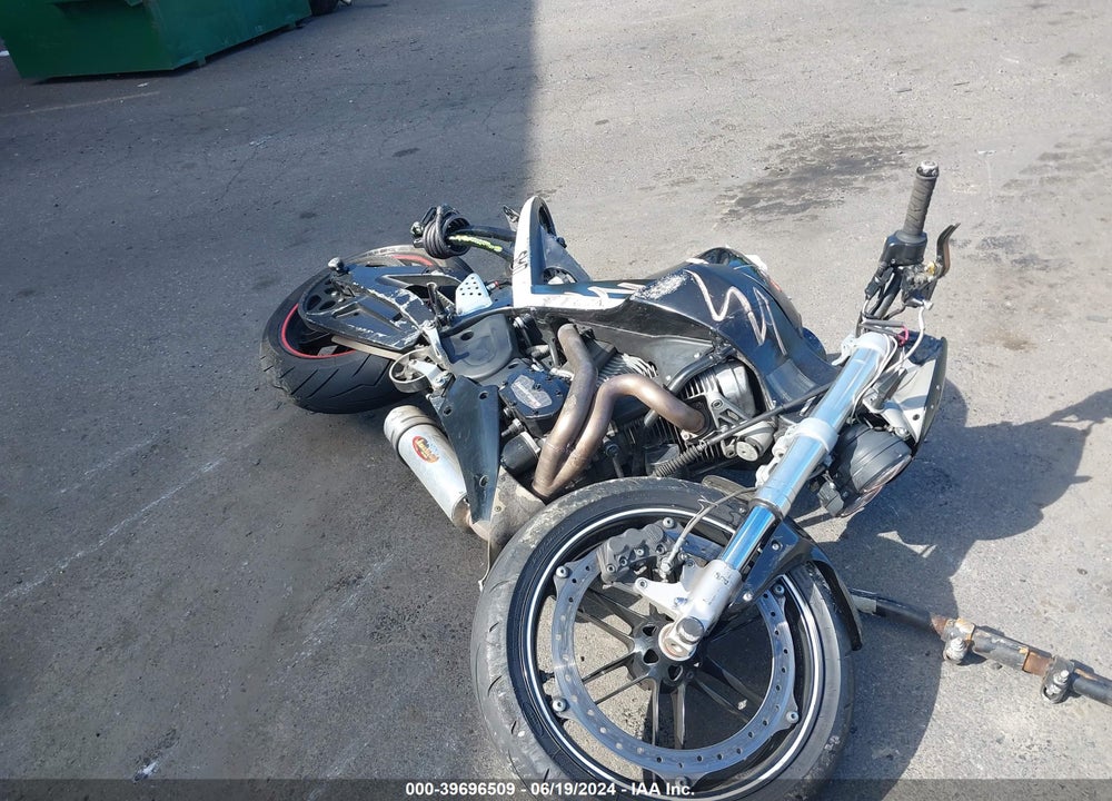 2008 BUELL LIGHTNING XB12SS VIN: 4MZJX03D883600382