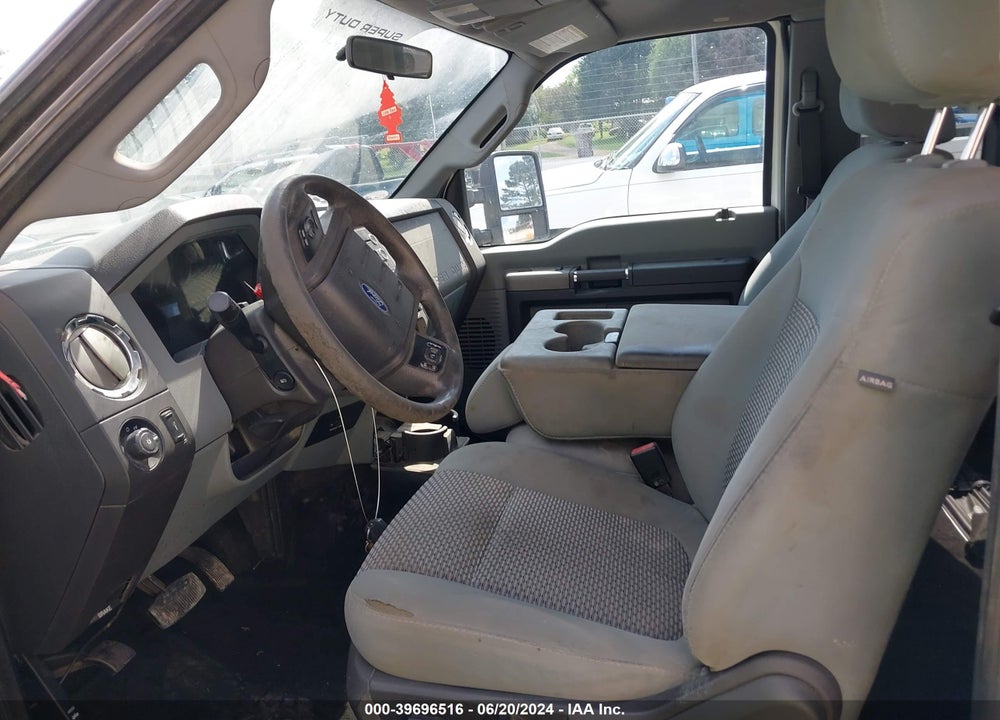 2011 FORD F-250 XLT VIN: 1FT7X2B64BEA81906