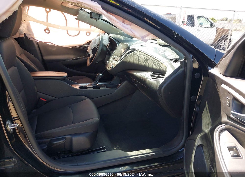 2019 CHEVROLET MALIBU LT VIN: 1G1ZD5ST6KF160988