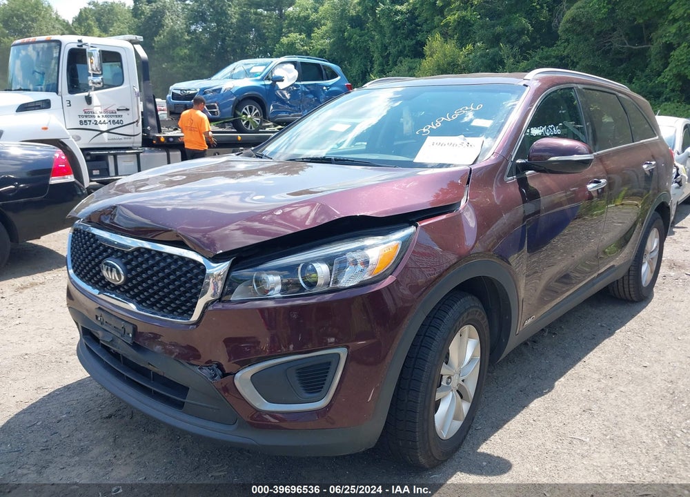 2016 KIA SORENTO 2.4L LX VIN: 5XYPGDA33GG147301